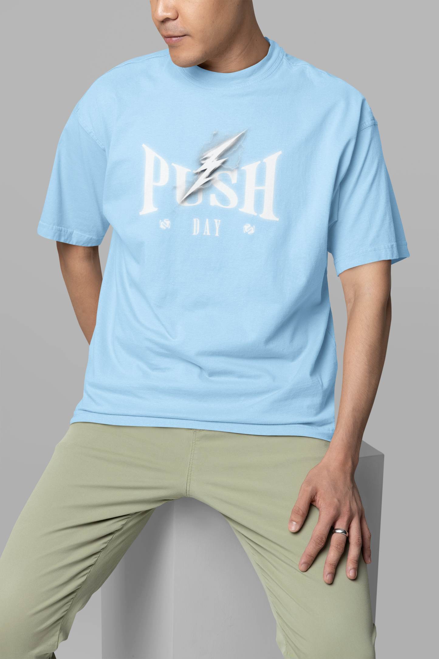 PUSH DAY Oversized Shirt